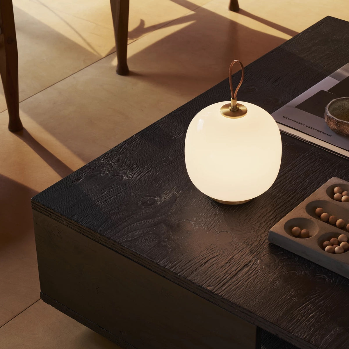 VL 45 Radiohus Portable Lamp