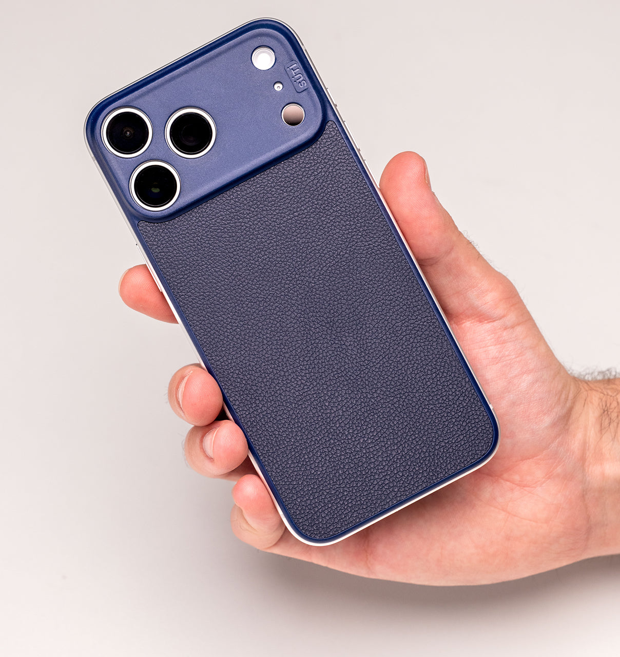 iPhone 17 PhoneBack