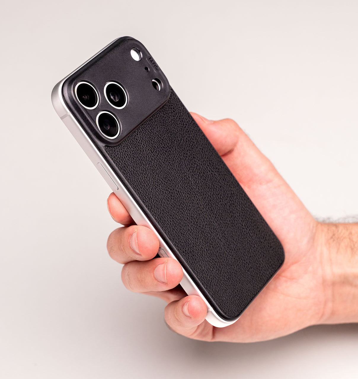 iPhone 17 PhoneBack