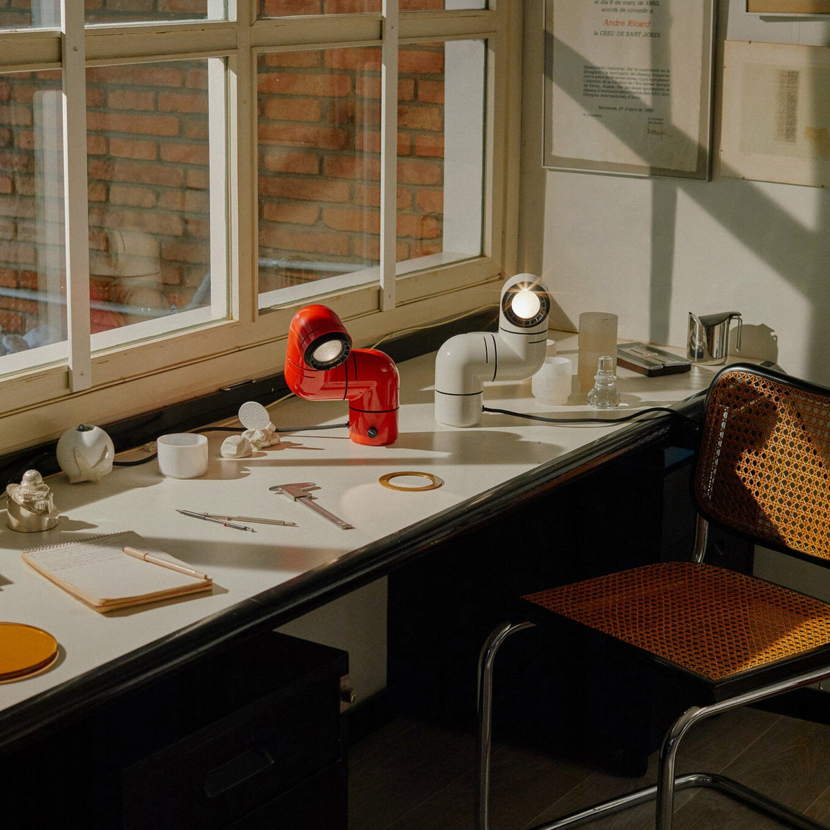 Tatu Table Lamp