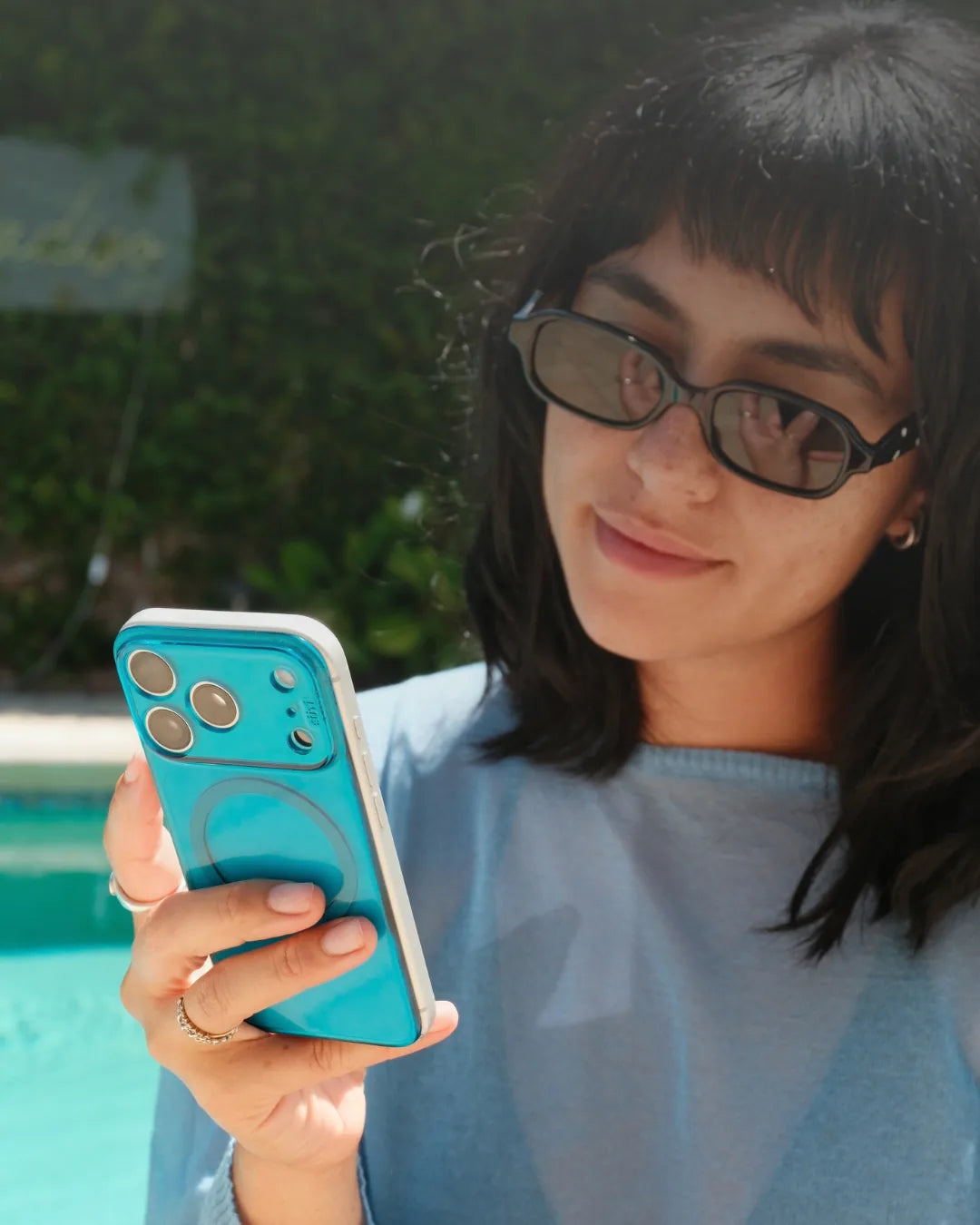 Bondi Blue PhoneBack on iPhone 17 Pro